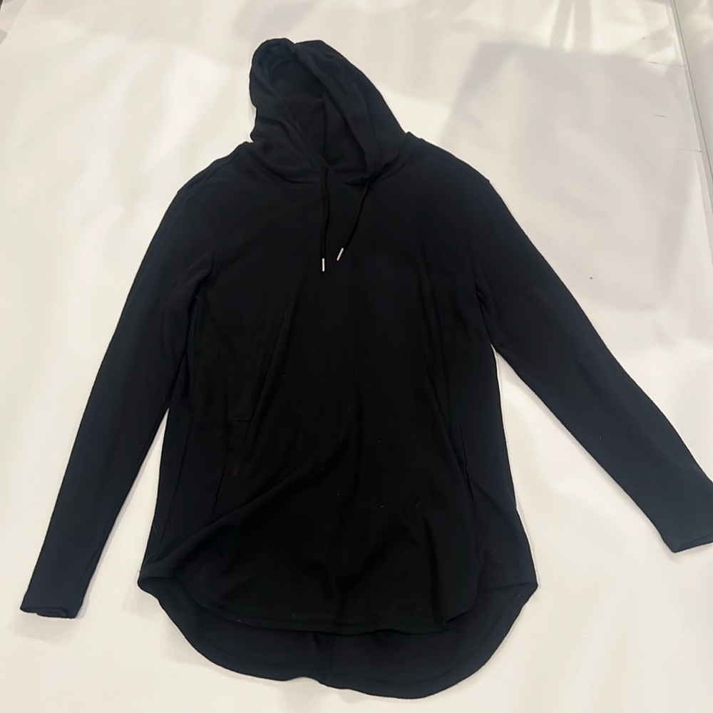 Long sleeve hoodie tee